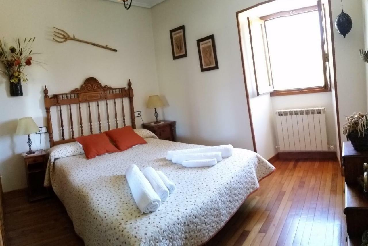 Casa Rural Zubiarena Satrustegui ภายนอก รูปภาพ